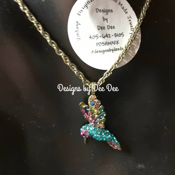 Jewelry - Rhinestone Hummingbird Necklace